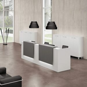 Roman 3 – Straight Reception Desk with End Side Panels