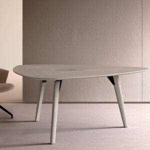 Yahia Triangular Shape Meeting Table 01 Img